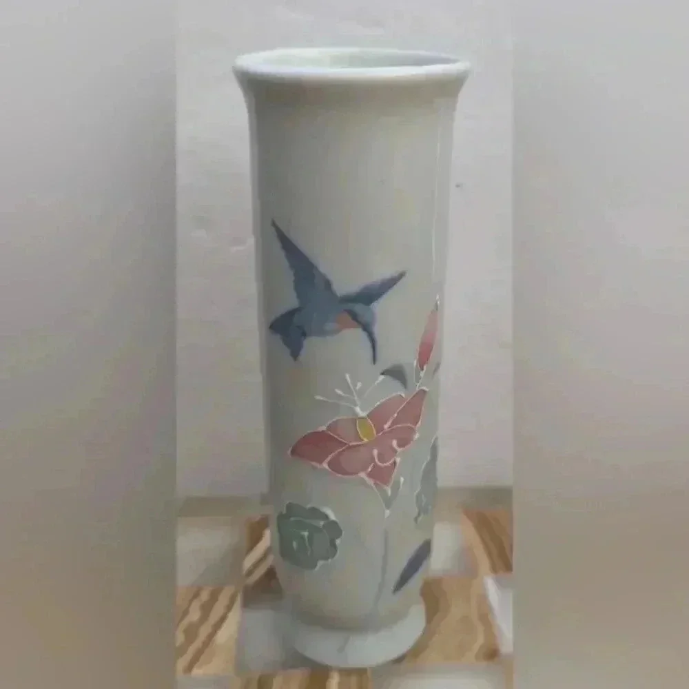 OTAGIRI Vintage Hand Painted Hummingbird Small Bud Vase Japan